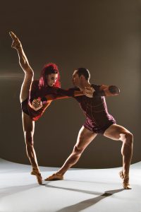 Céline Cassone and Mark Francis Caserta in Itzik Galili’s Mono Lisa | Photo: Alan Kohl