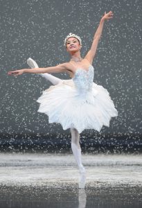 Yuan Yuan Tan of San Francisco Ballet in Helgi Tomasson’s Nutcracker Photo: Erik Tomasson