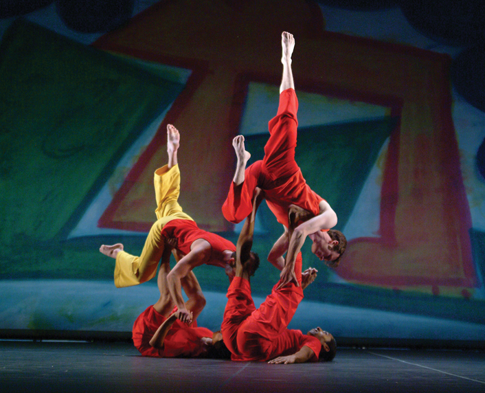 Trisha Brown Dance Company in Brown's Present Tense | Photo: Nan Melville